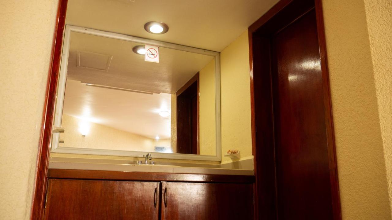 Hotel Plaza Mazari Suchiate Bagian luar foto